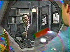 002-13.jpg (21315 bytes)