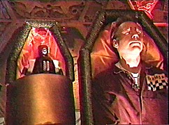 005a-18.jpg (22890 bytes)