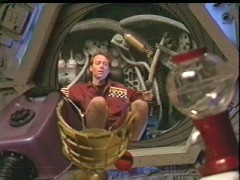 512-34.jpg (16185 bytes)