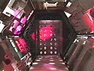 513-03.jpg (14428 bytes)