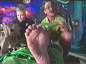 beige-606.jpg (29587 bytes)