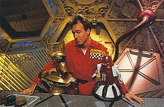 mag-910504.jpg (40155 bytes)