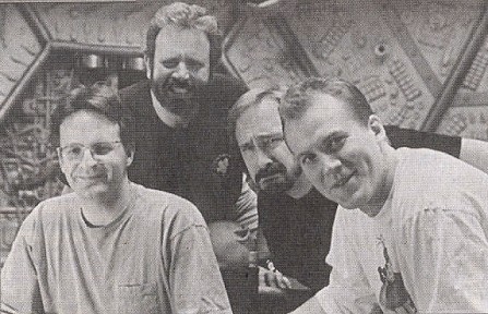 mag-9607boom1.jpg (54648 bytes)