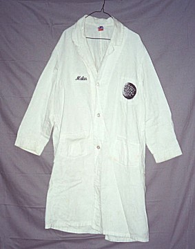 mem-cc-labcoat.jpg (23549 bytes)