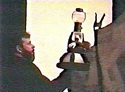 mitch4.jpg (18446 bytes)