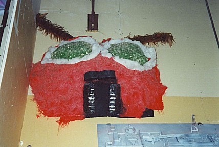 99-033.jpg (39138 bytes)