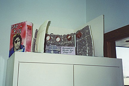 99-065.jpg (29676 bytes)