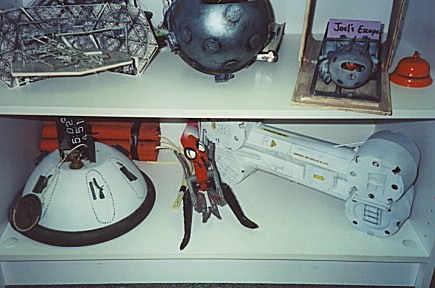 99-071.jpg (45630 bytes)