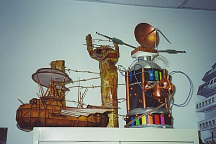 99-072.jpg (40667 bytes)