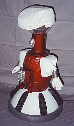 prop0202-rommelhat.jpg (31444 bytes)