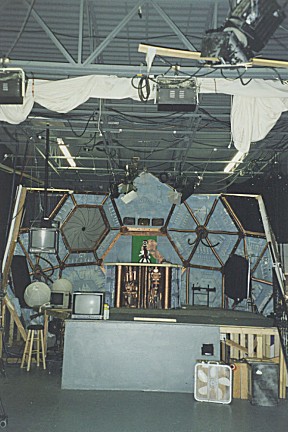 99-021.jpg (50687 bytes)