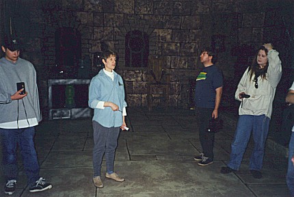 99-024.jpg (41985 bytes)